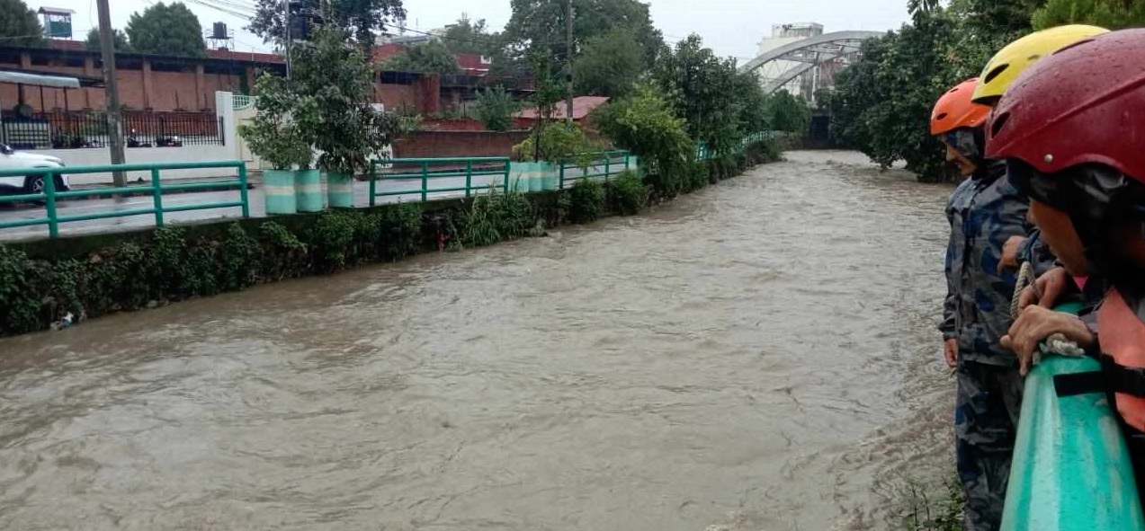 वर्षाबाट काठमाडौँ उपत्यकाका जनजीवन प्रभावित