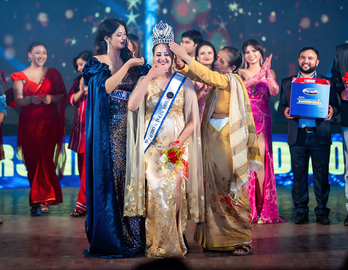 Mrs.-Nepal-World-2024-Winner--1-1730020132.jpg